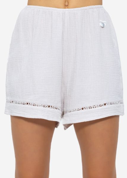 Muslin pyjama shorts with lace trim - light beige