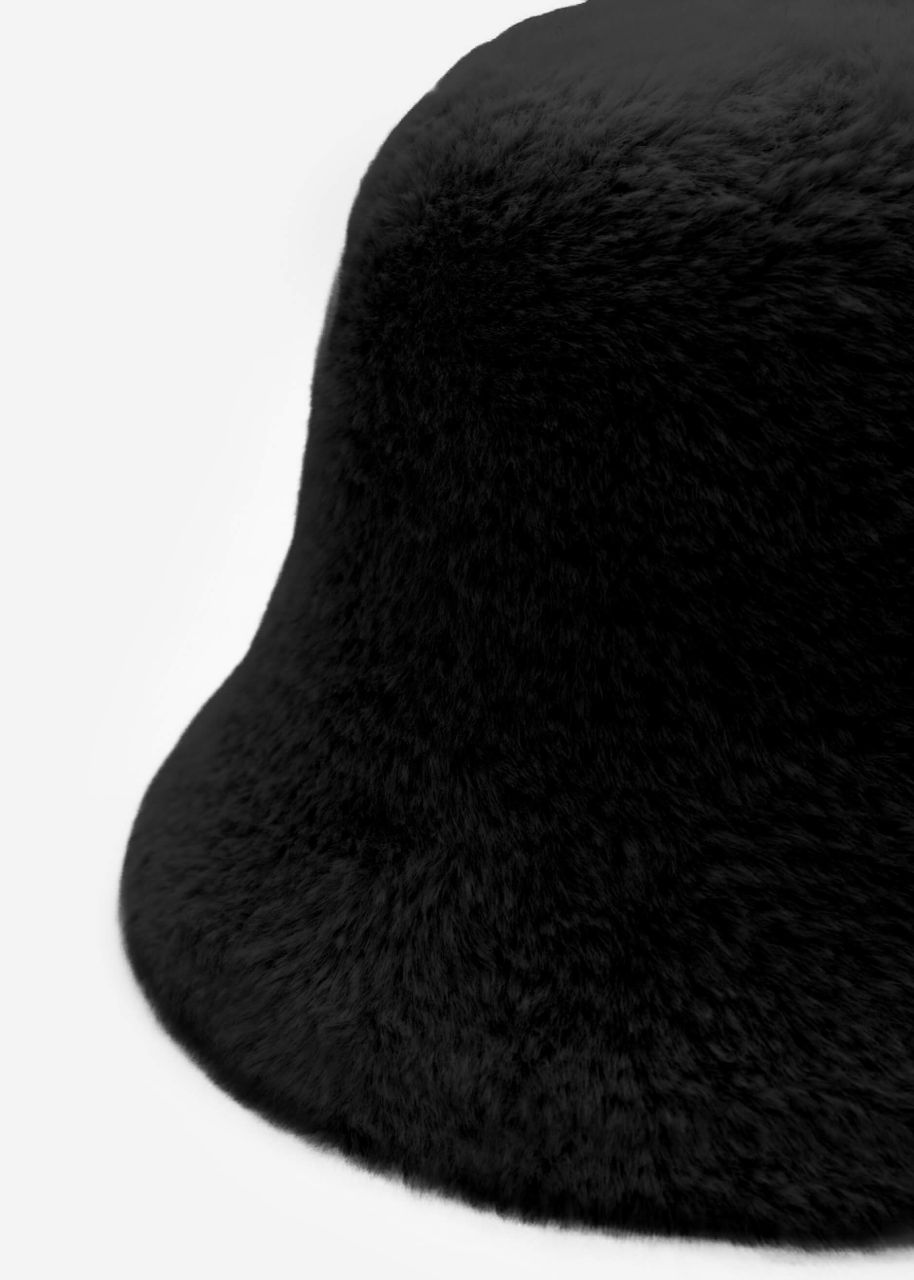 Faux fur hat - black