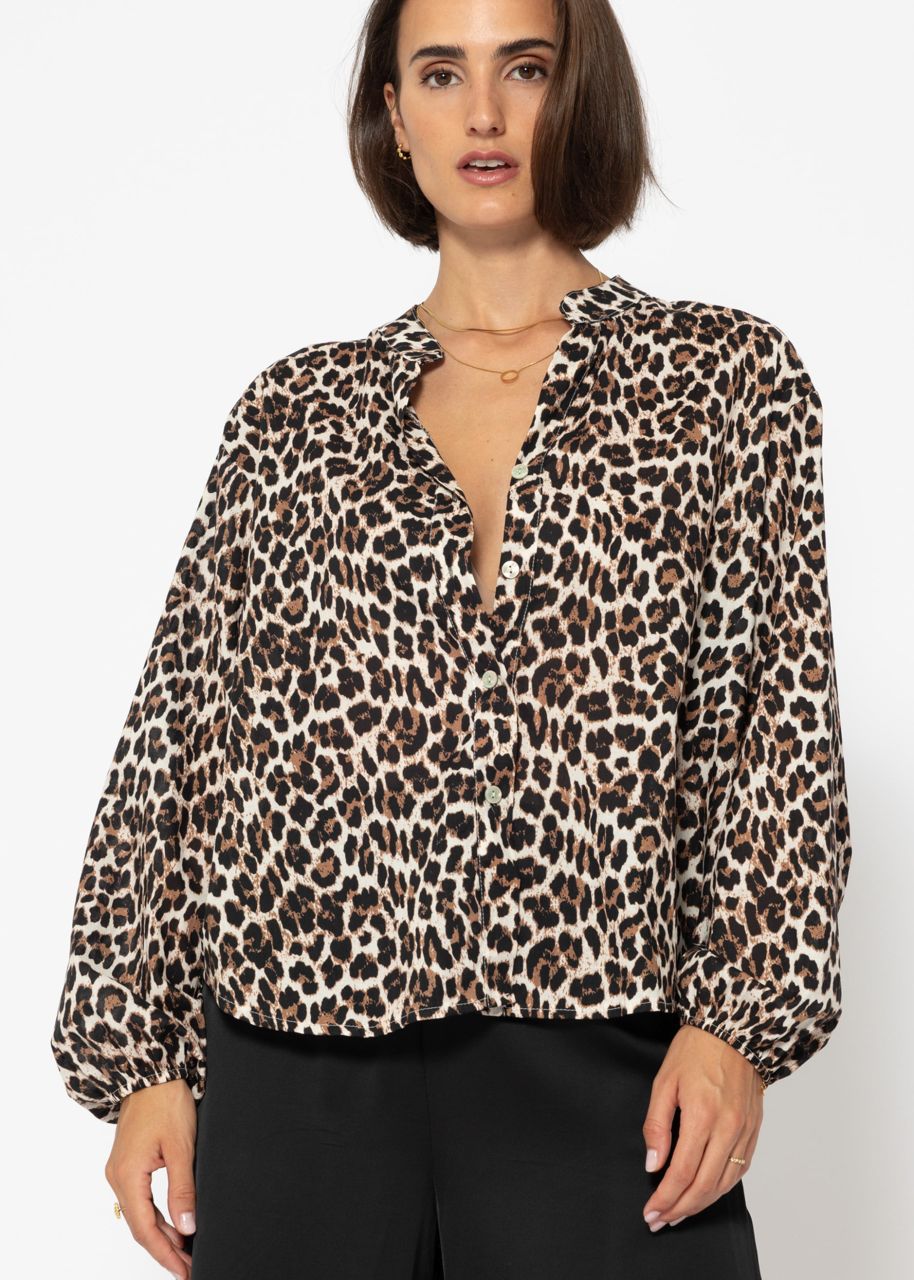 Cotton blouse shirt with leo print - brown