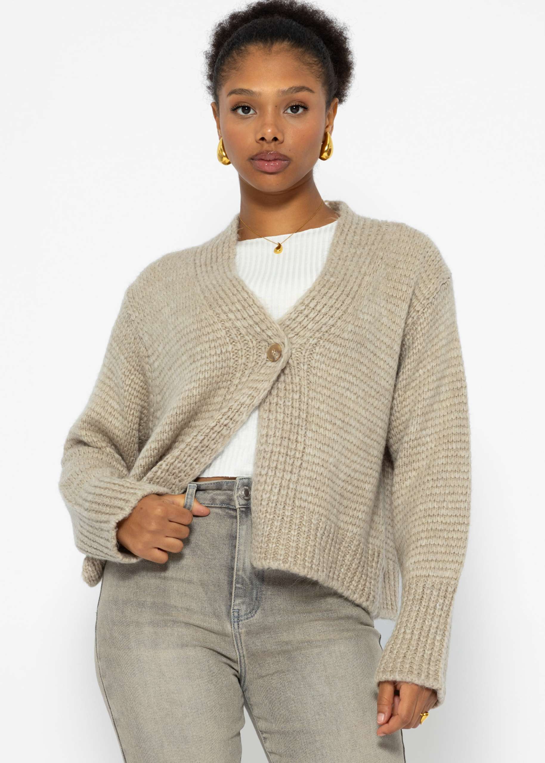 Cardigan with button - beige