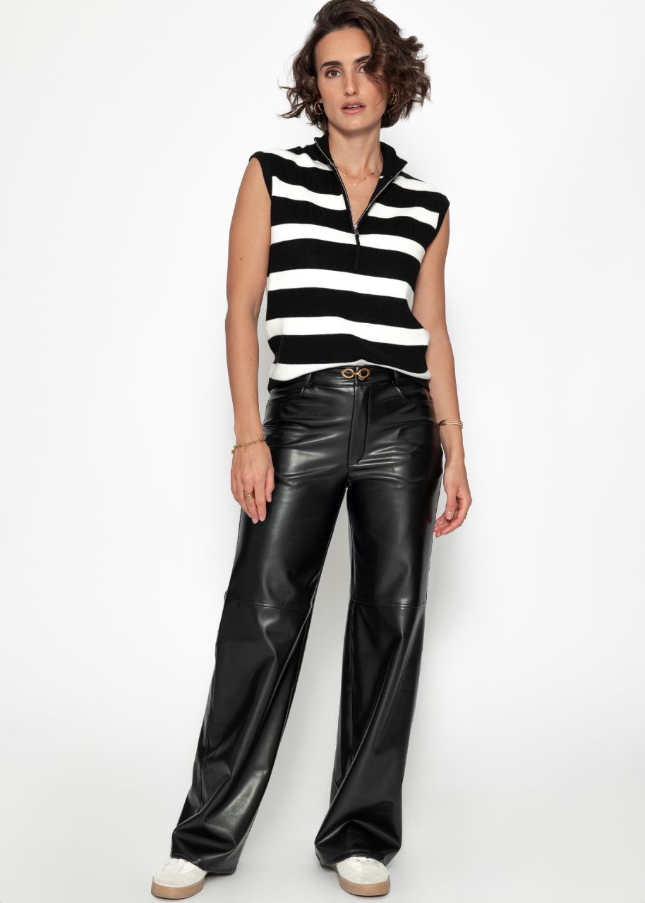 Straight-fit thermal pants made of faux leather - black