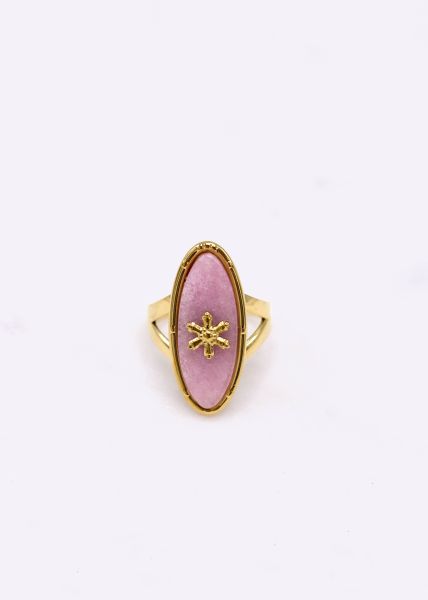Ring with quartz rose stone, gold