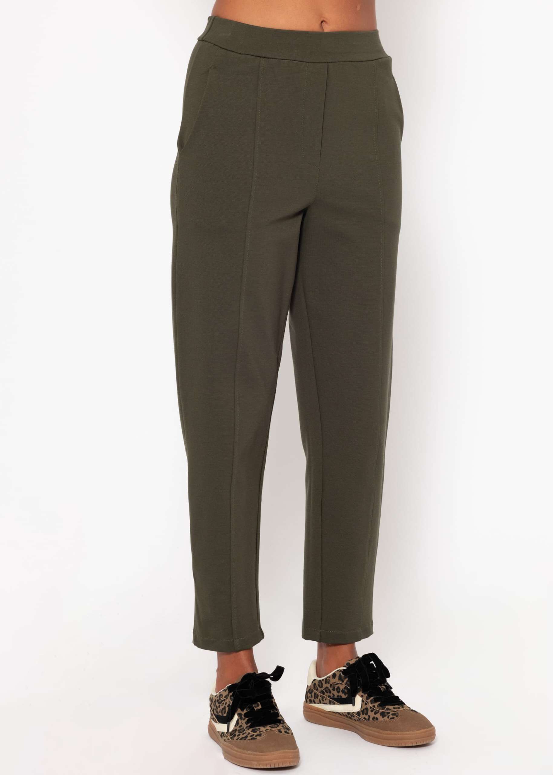 Jersey chinos with decorative stitching - khaki