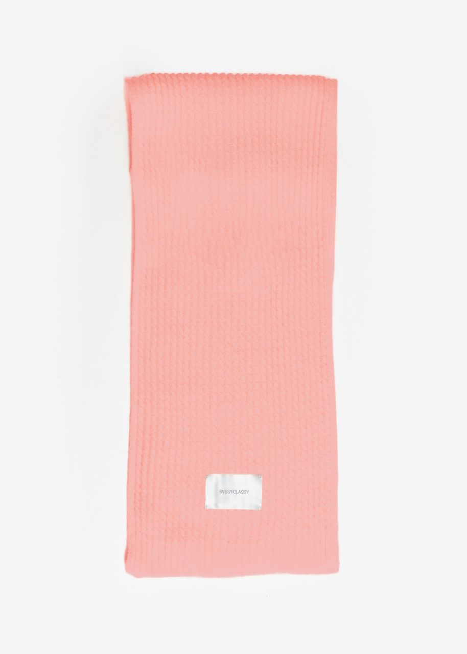 Ribbed knitted scarf - pink