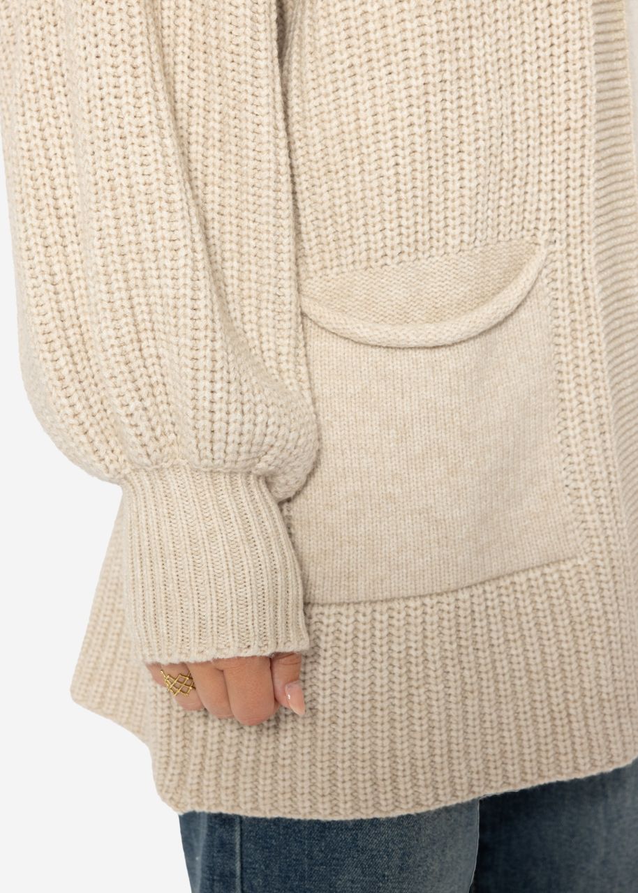 Knitted cardigan with pockets - beige