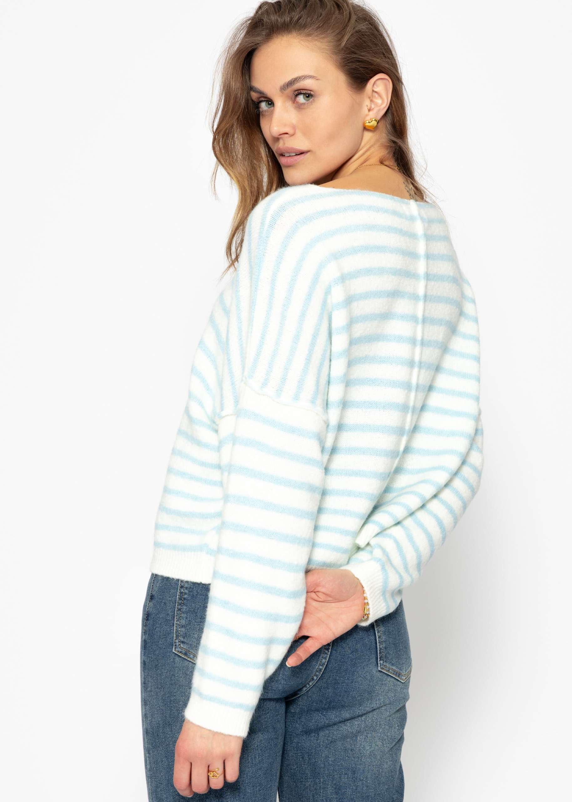 Striped oversized sweater with back seam - light blue-offwhite