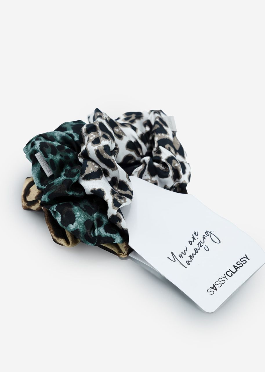 Set of 3 scrunchies in leo print - offwhite-green-beige