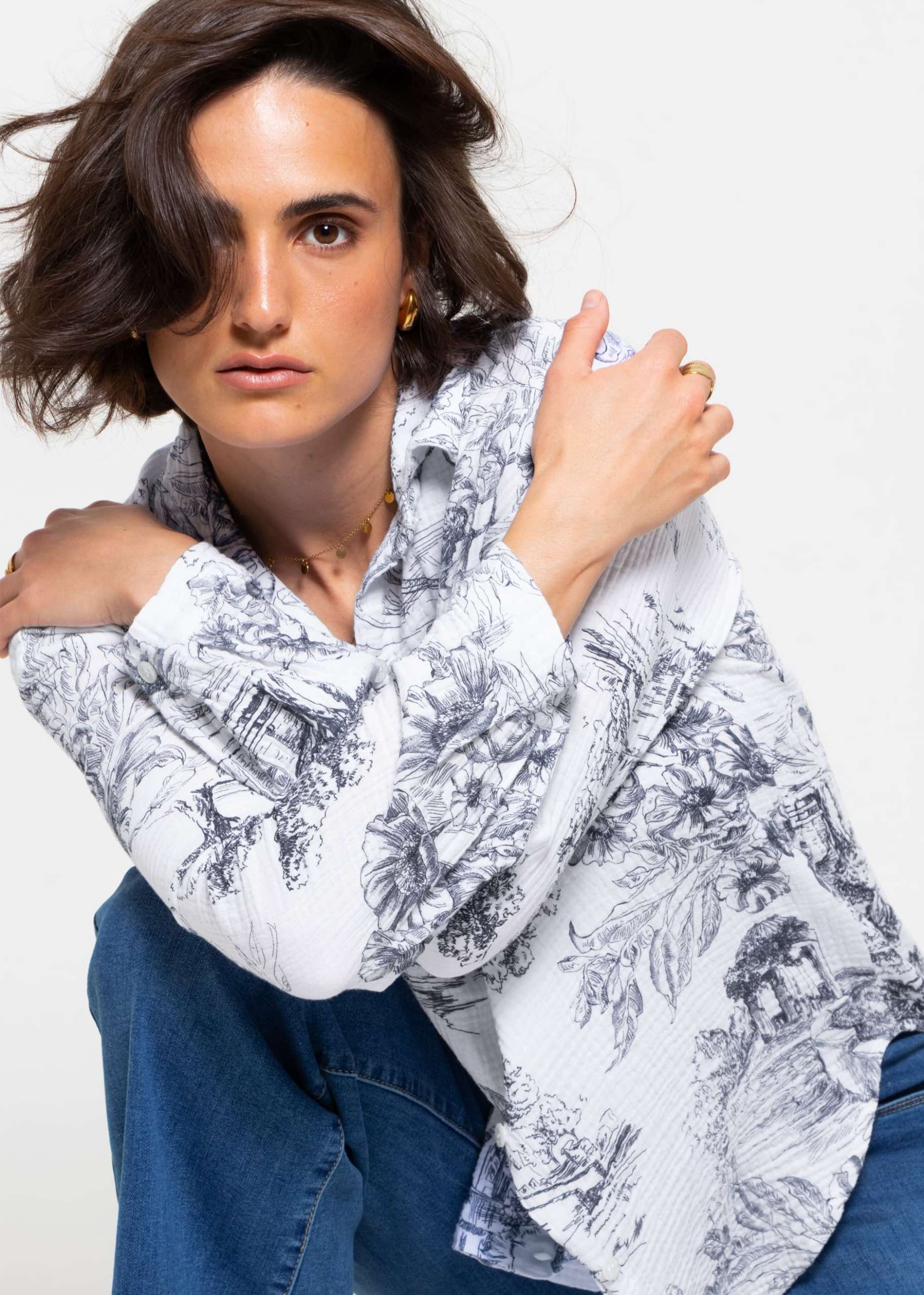 Oversize muslin blouse with print - dark blue