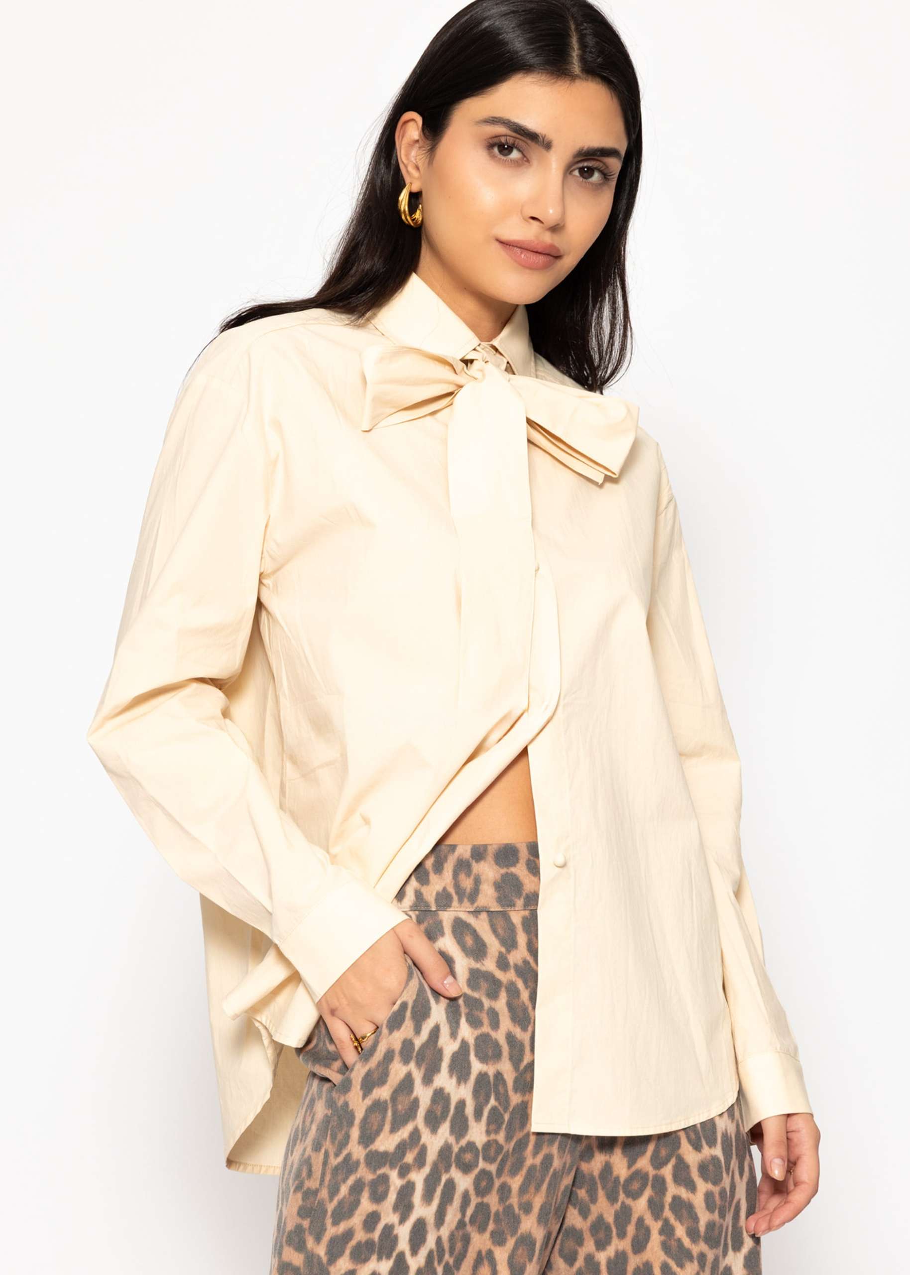 Flared blouse - butter yellow