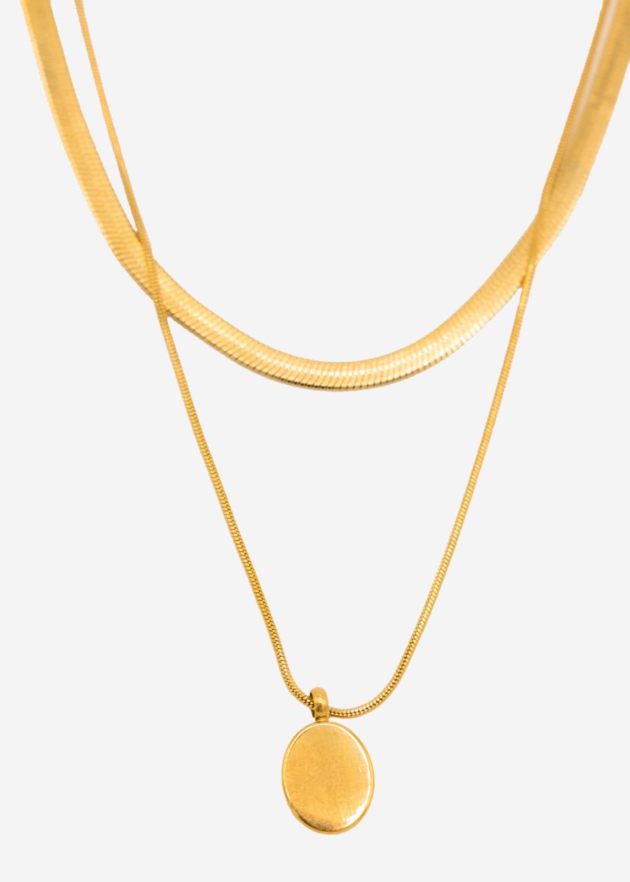 Fine layered chain with medallion - gold