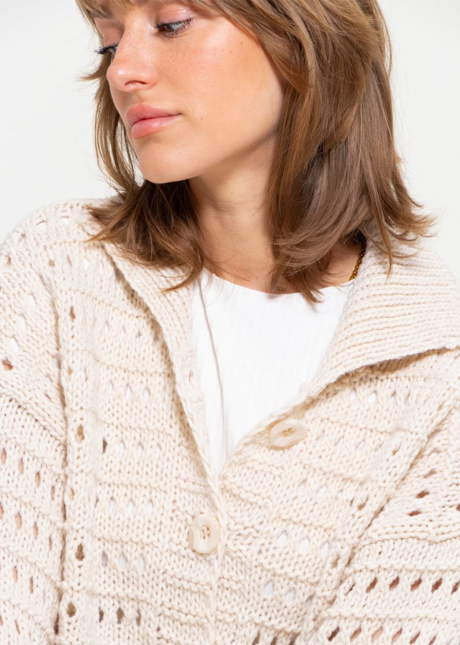 Cardigan in ajour knit with collar - beige