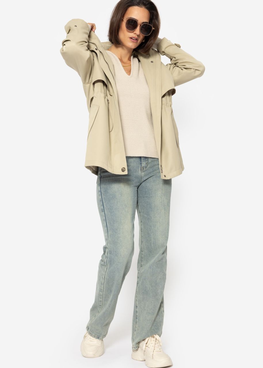 Jumper with accentuated V-neck - beige