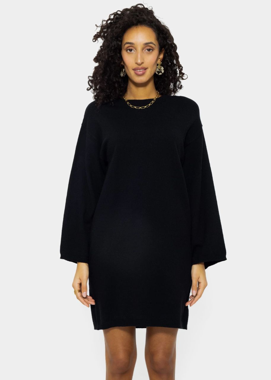 Oversize dress in knit - black