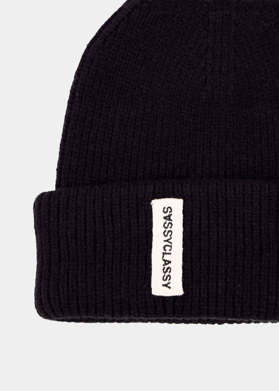 SASSYCLASSY Beanie - black