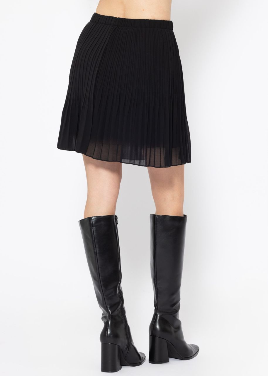 Pleated chiffon skirt, black