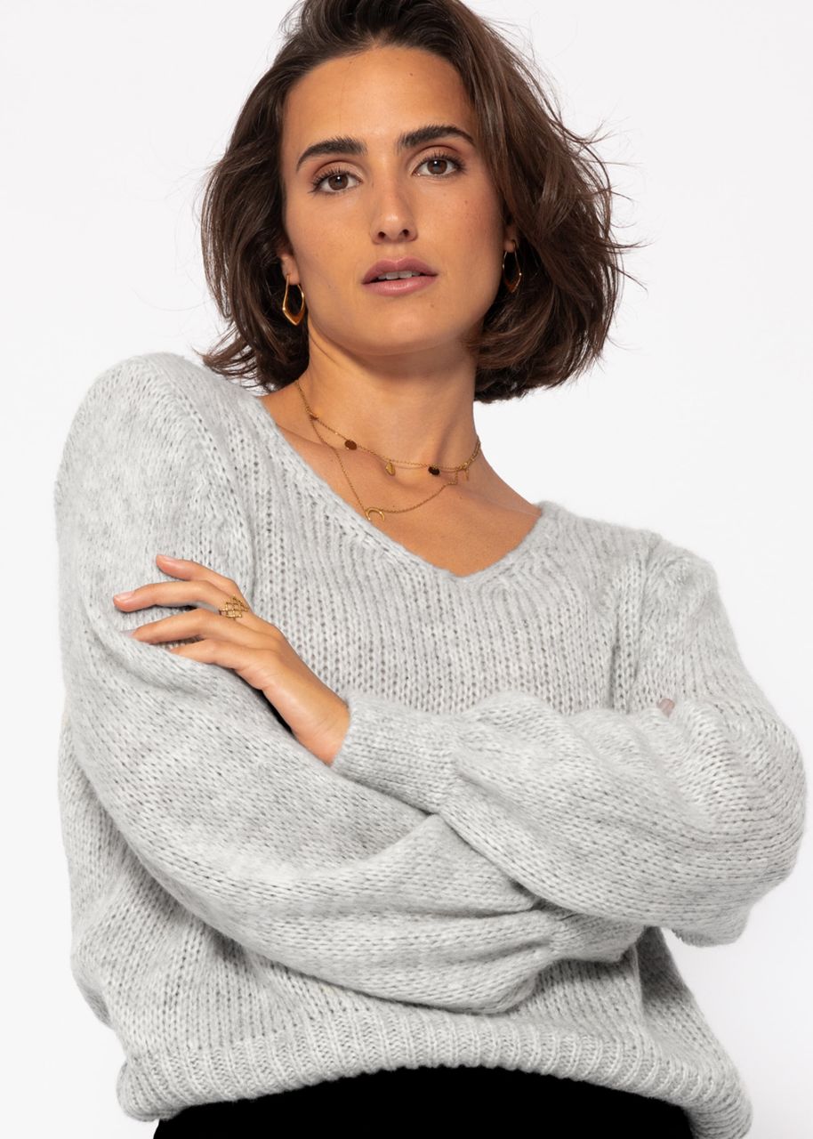 V-neck jumper - light grey