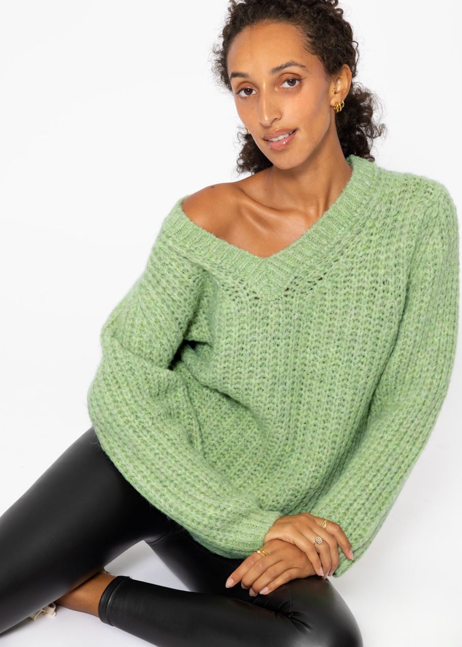 Oversized chunky knit jumper with V-neck - sage green