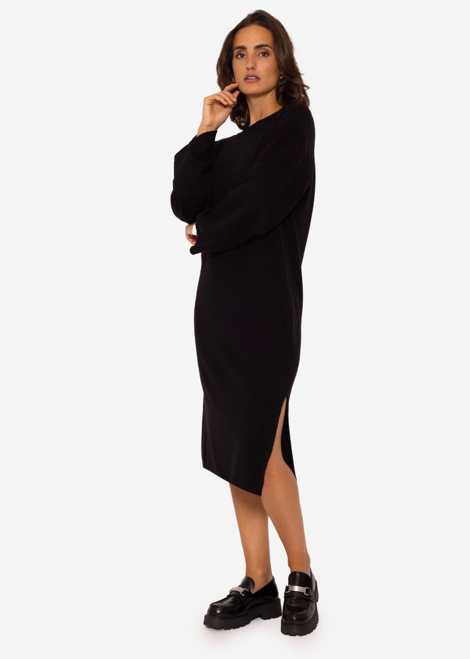Midi length knit dress with side slit - black