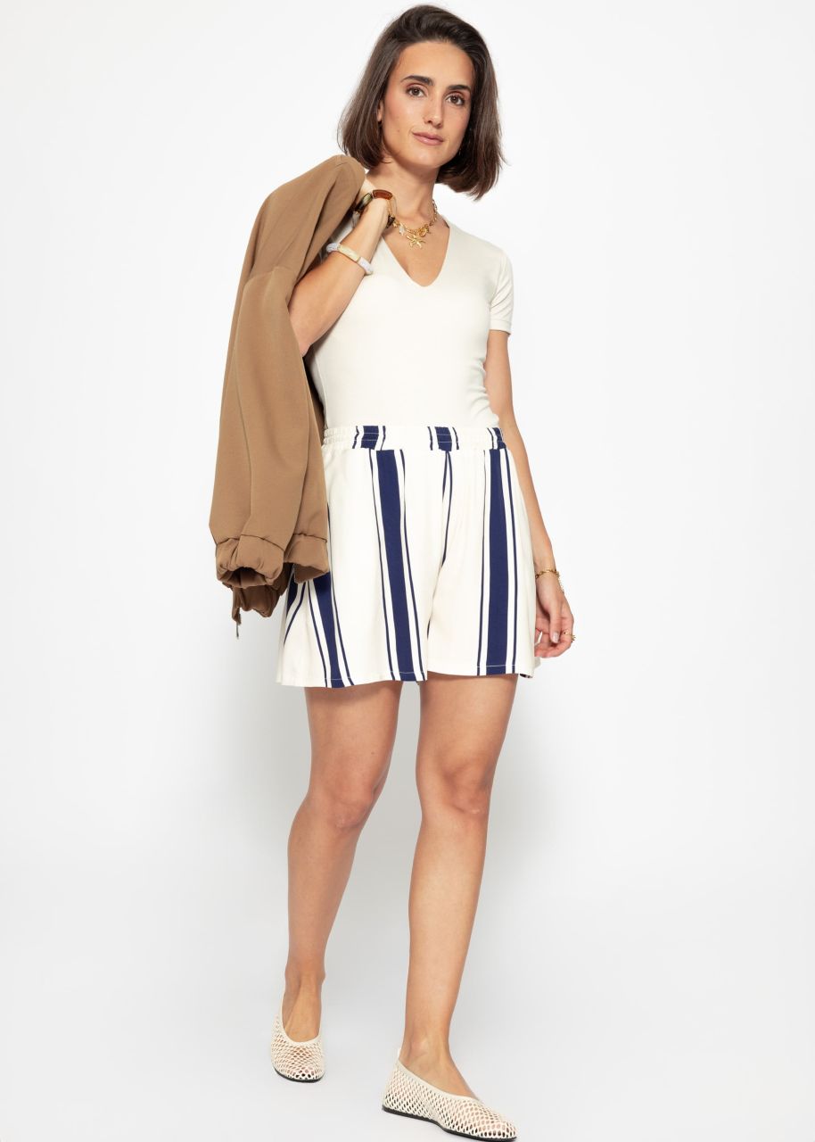 Striped shorts - dark blue