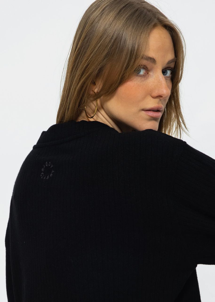 Ribbed sweatshirt with embroidery - black