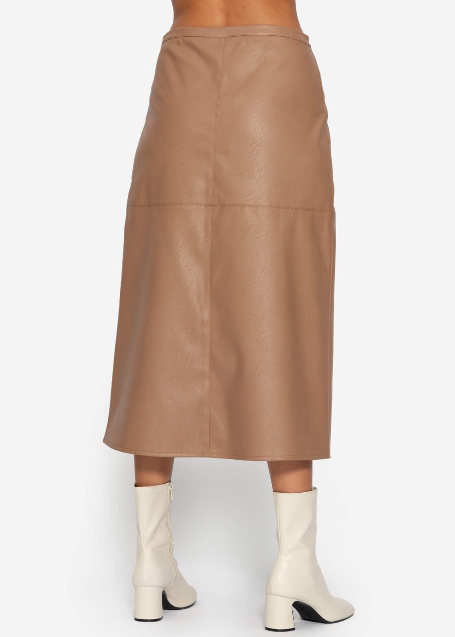 Flared faux leather skirt - camel