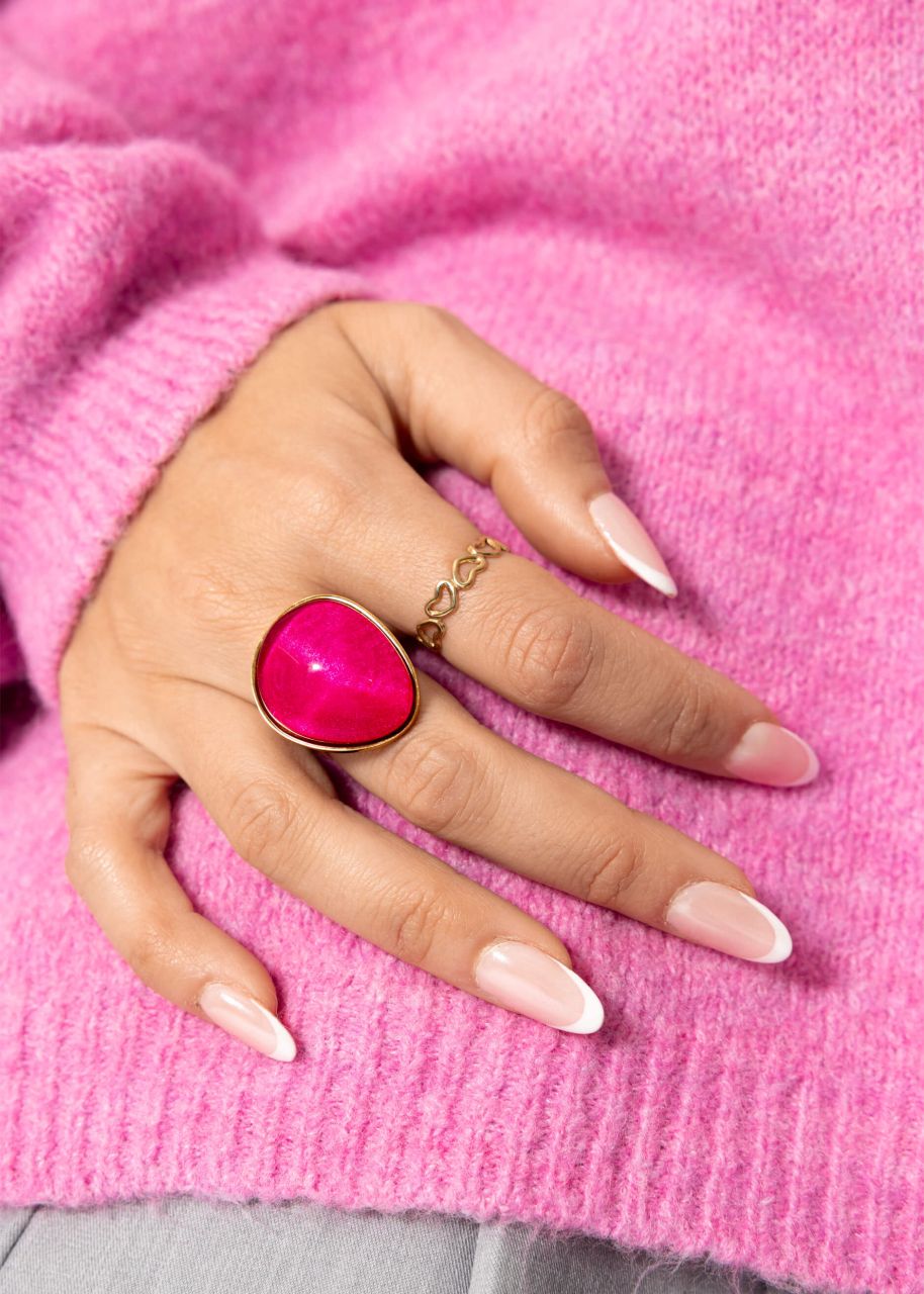Ring with pink gemstone - gold