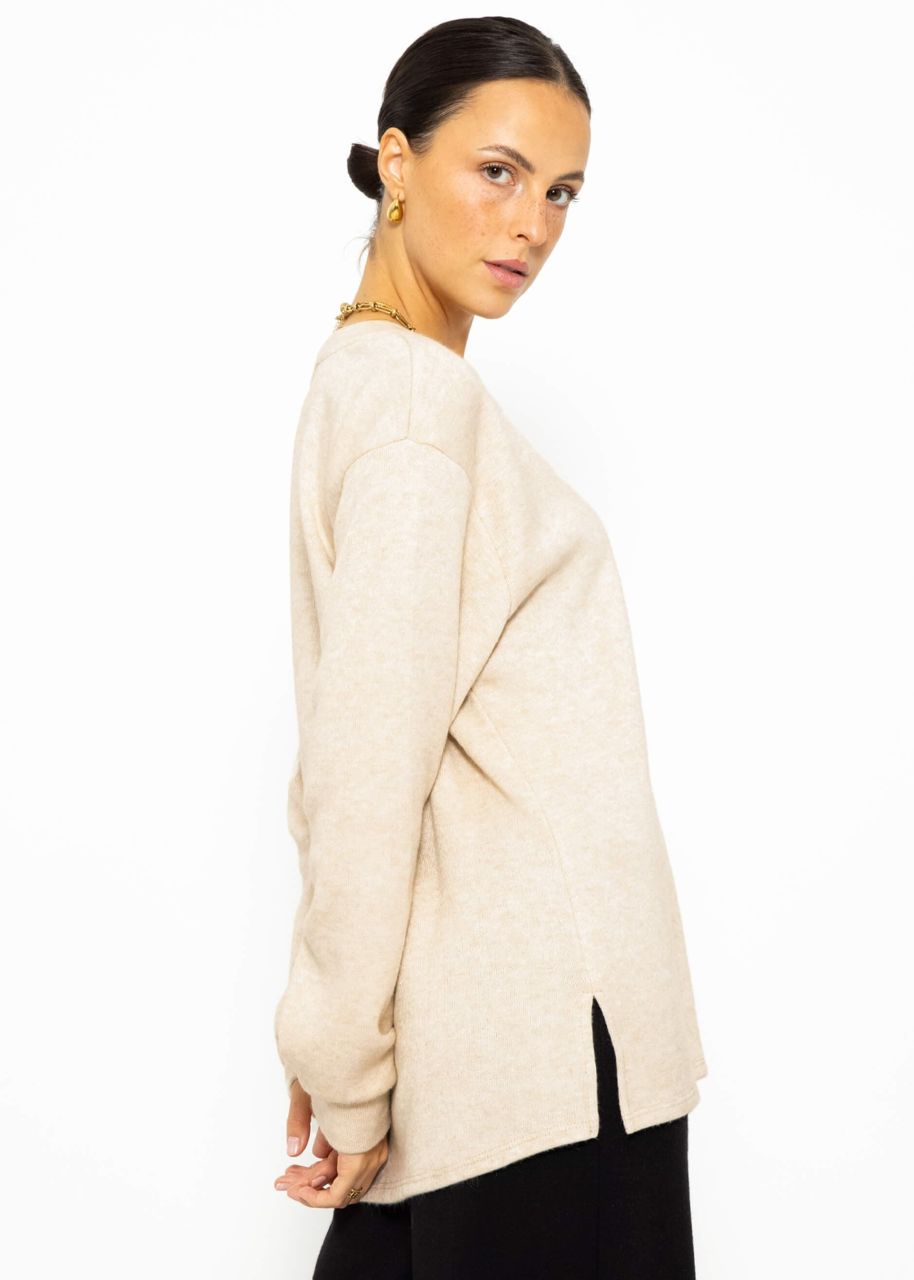 Oversize soft jumper with deep V-neck - beige