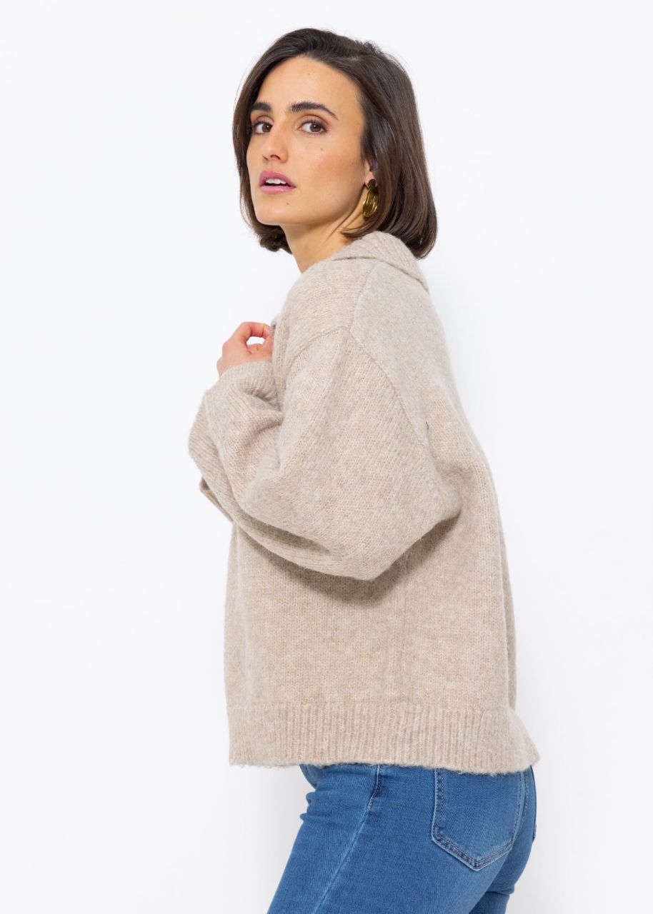 Oversized jumper with collar - beige