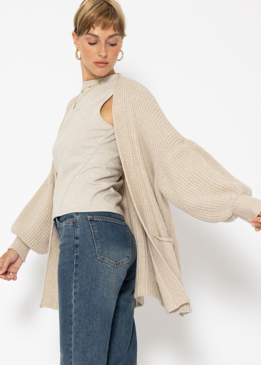 Knitted cardigan with pockets - beige