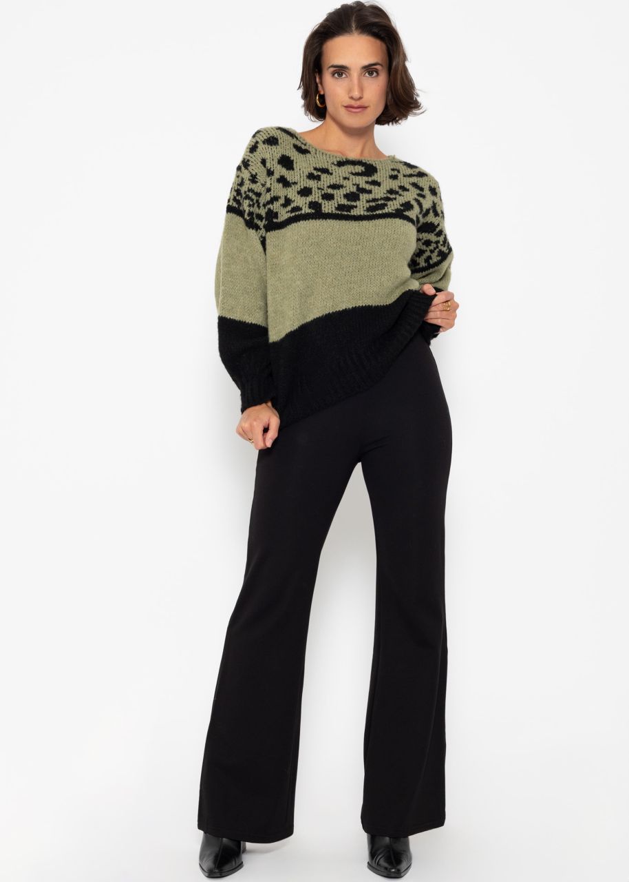 Oversized pullover with leo print - khaki-black