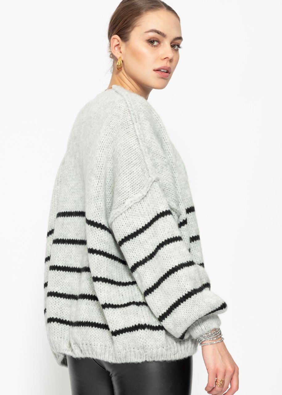 Striped cardigan with outer seams - gray