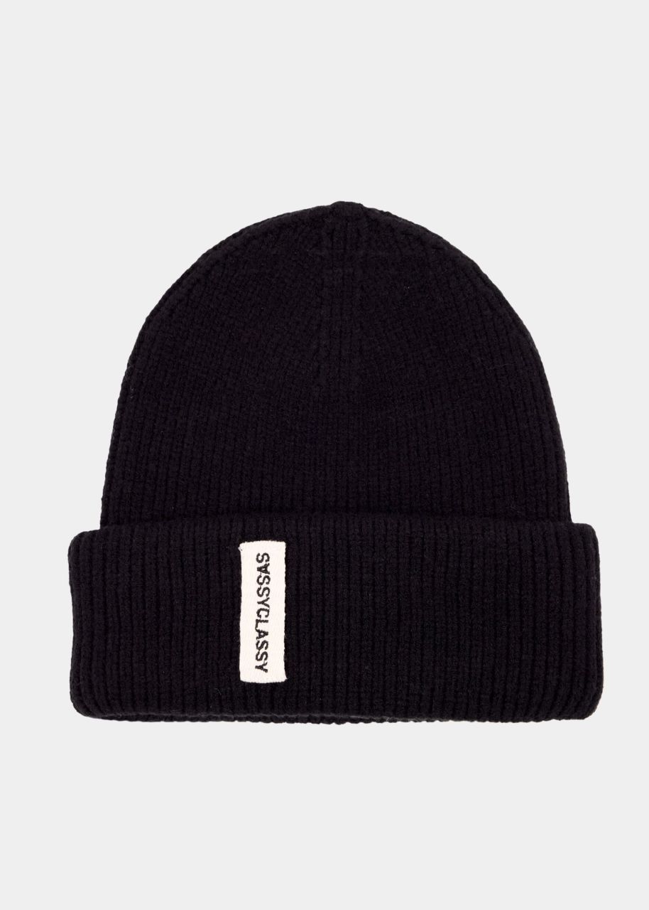 SASSYCLASSY Beanie - black