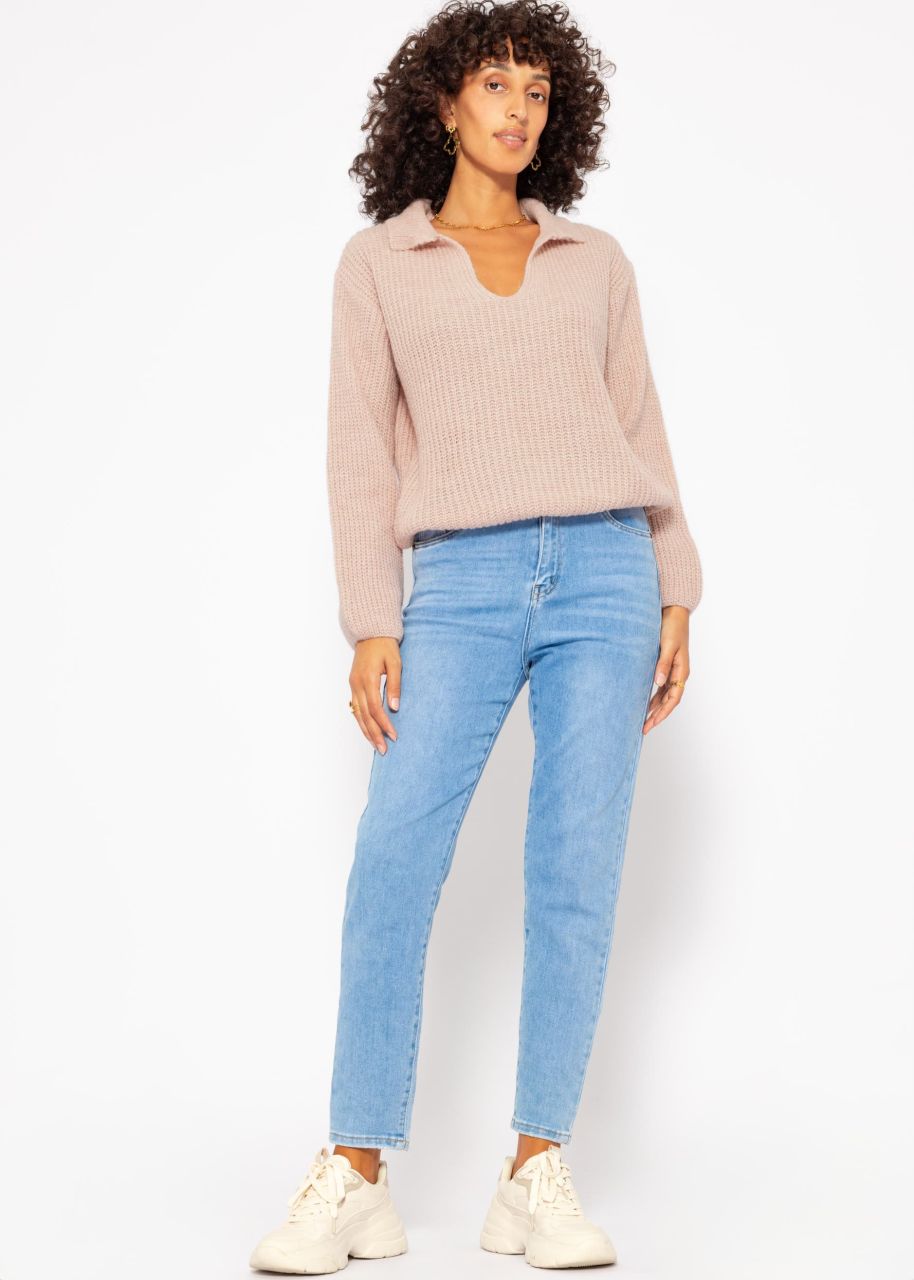 Oversized jumper with V-neck and collar - powder pink