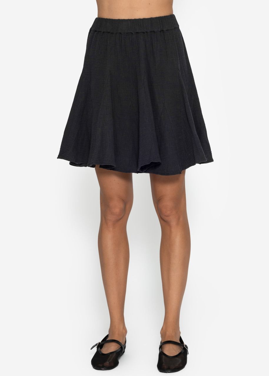Muslin skirt with godet pleats - black