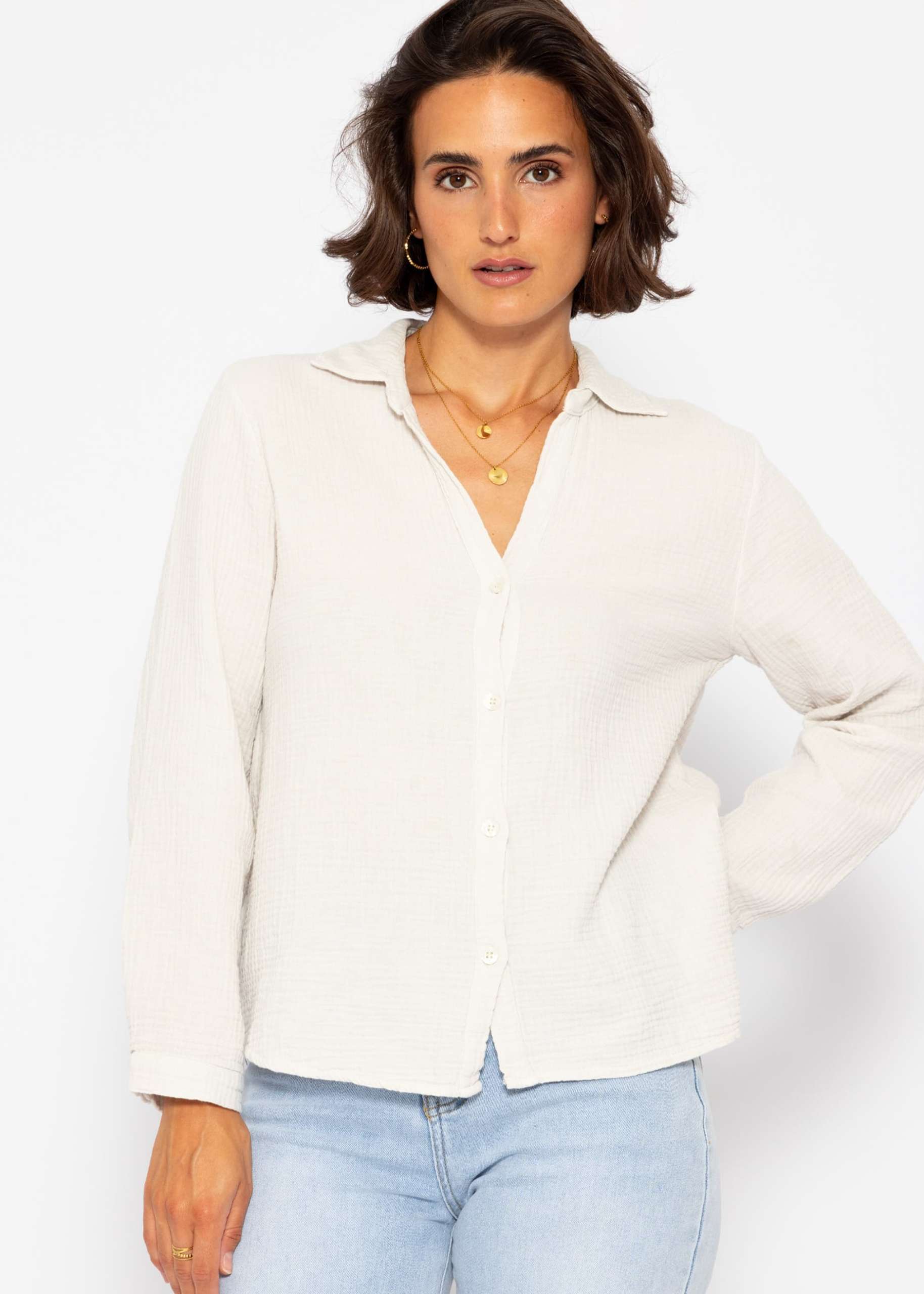 Muslin blouse with V-neck - light beige