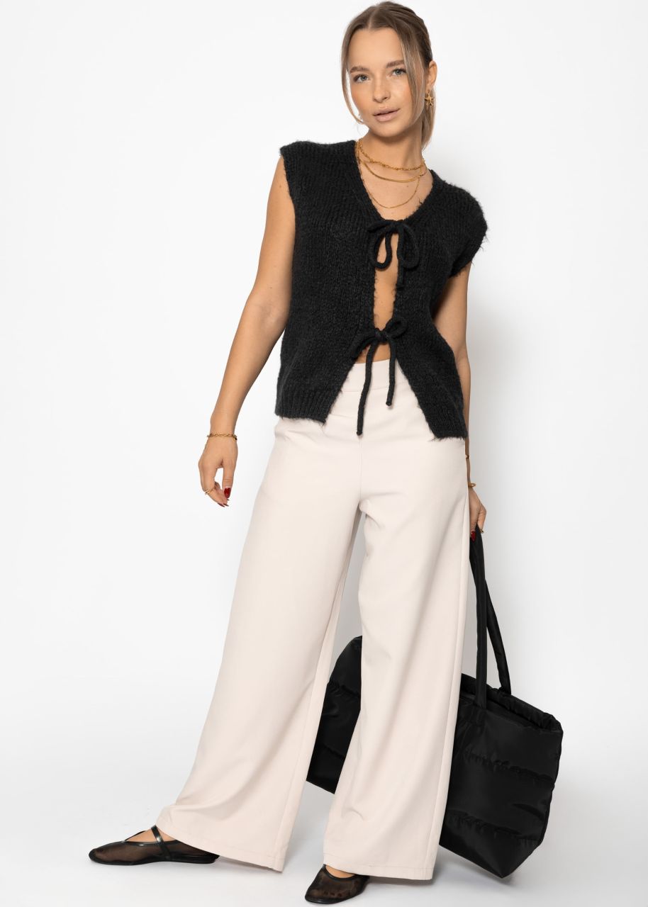Fluffy, sleeveless knitted waistcoat - black