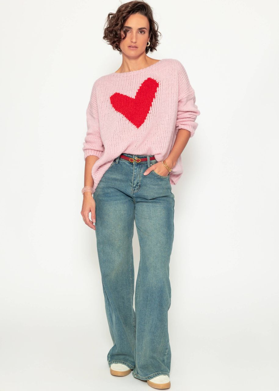 Oversize sweater with red heart - pink