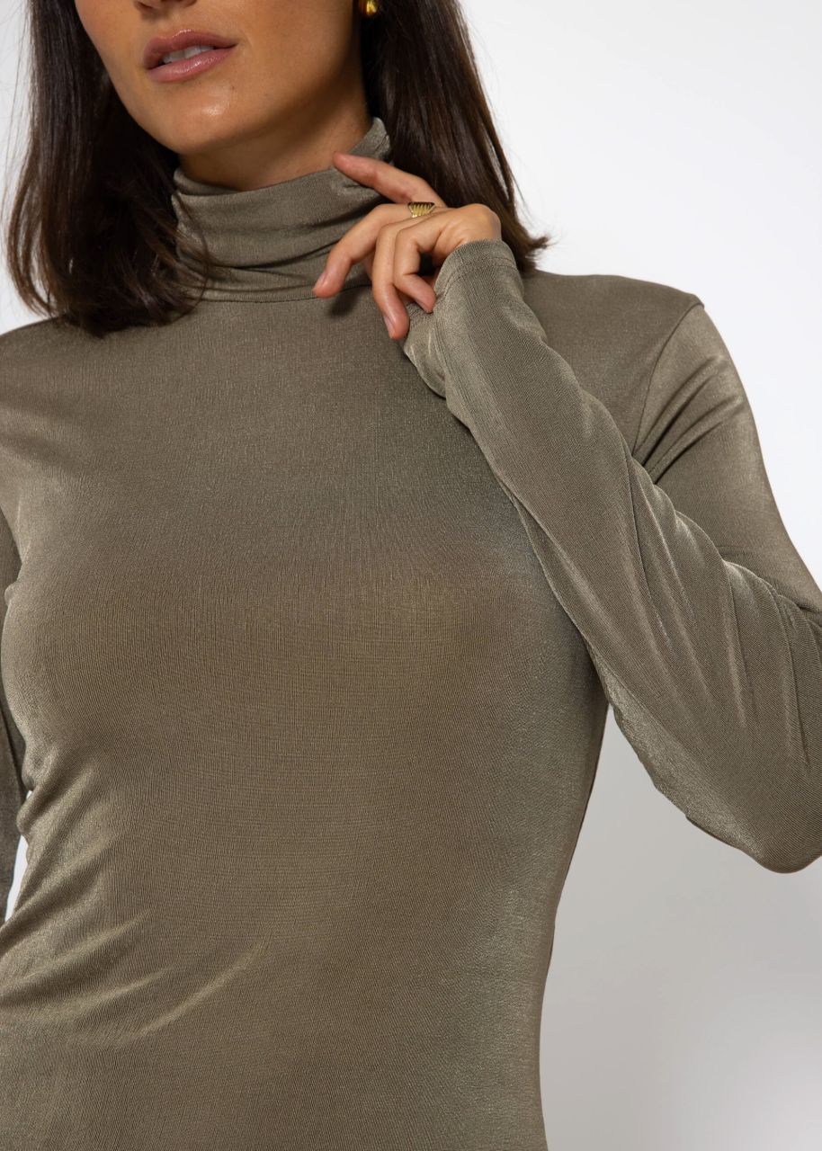 Flowing long-sleeved shirt with turtleneck and back cut-out - khaki