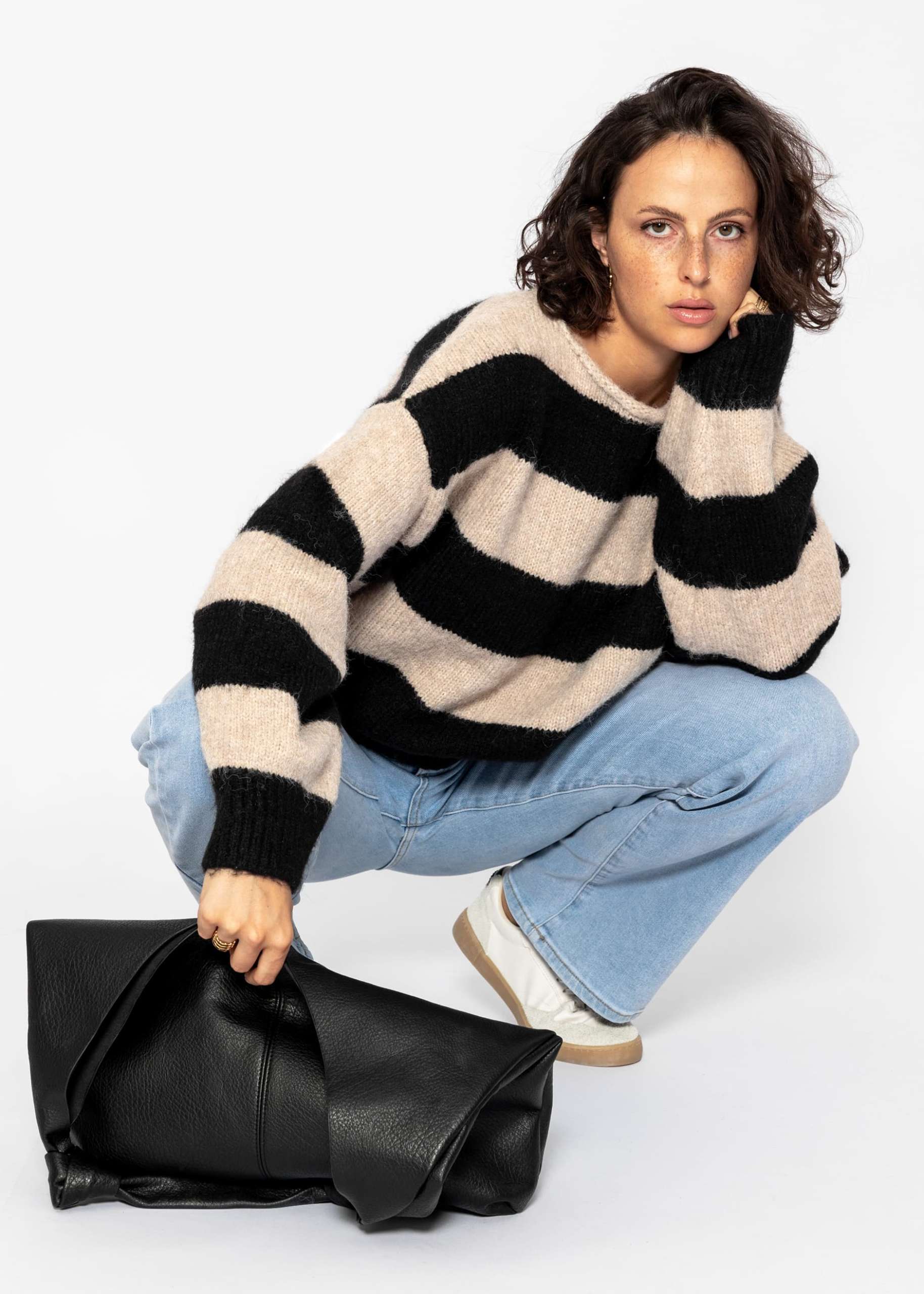 Sweater with block stripes - taupe-black