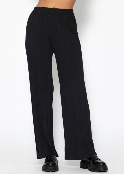 Pleated trousers - black