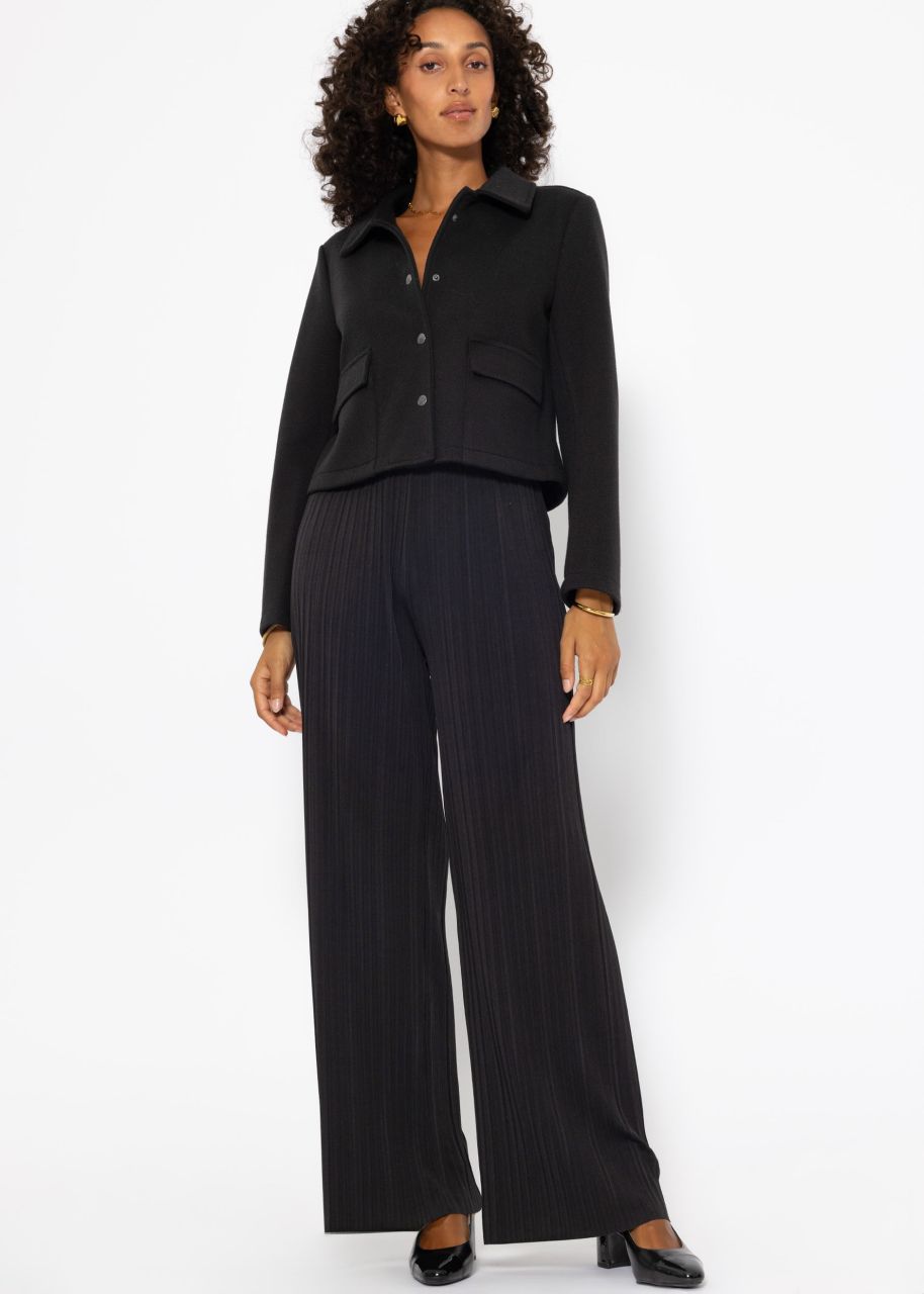 Pleated trousers - black