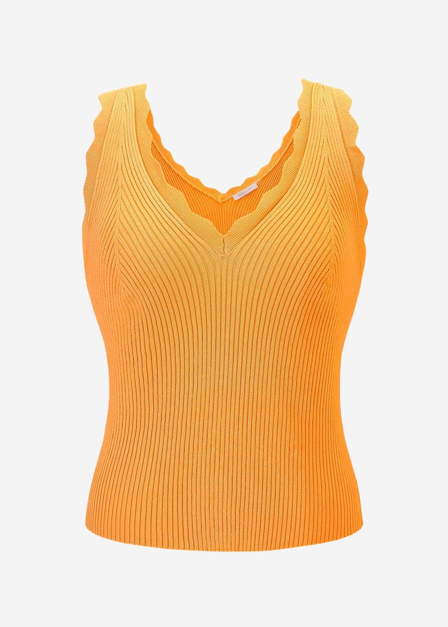 Knitted top with V-neck - orange