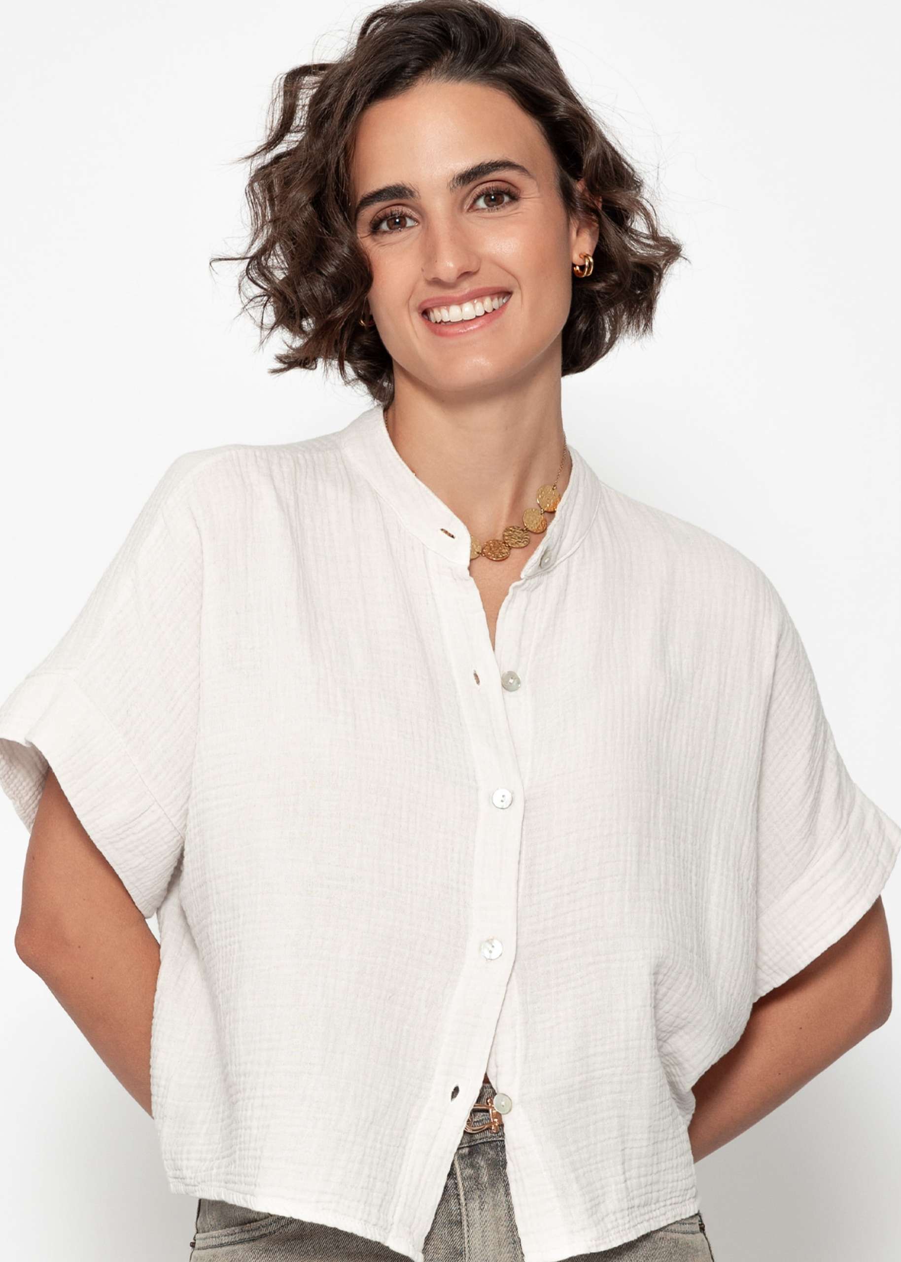 Muslin blouse with cropped short sleeves - light beige