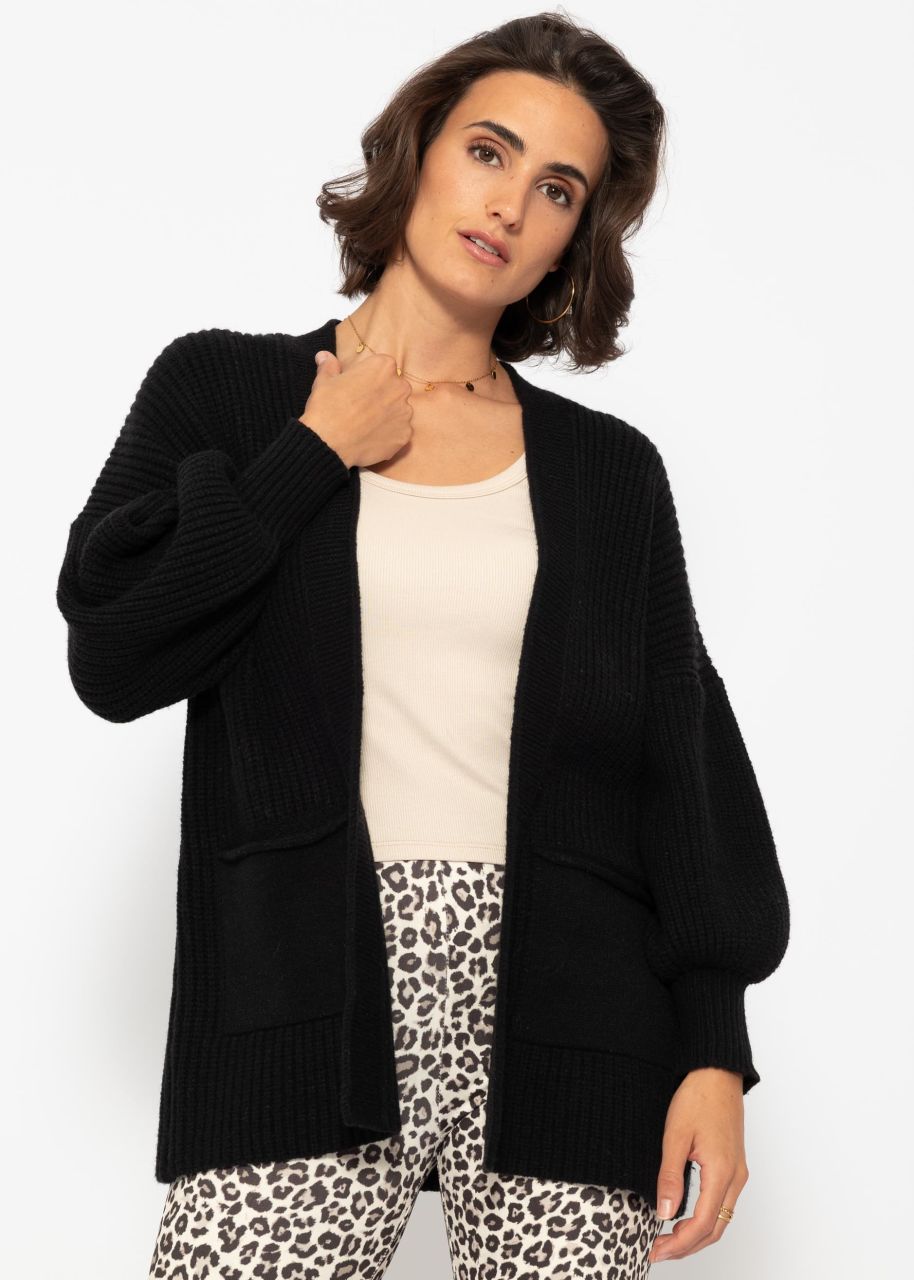 Soft knit cardigan with pockets - black
