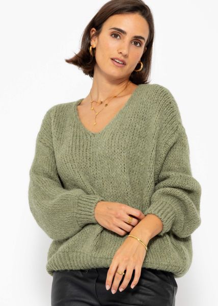 Oversized jumper with V-neck - khaki