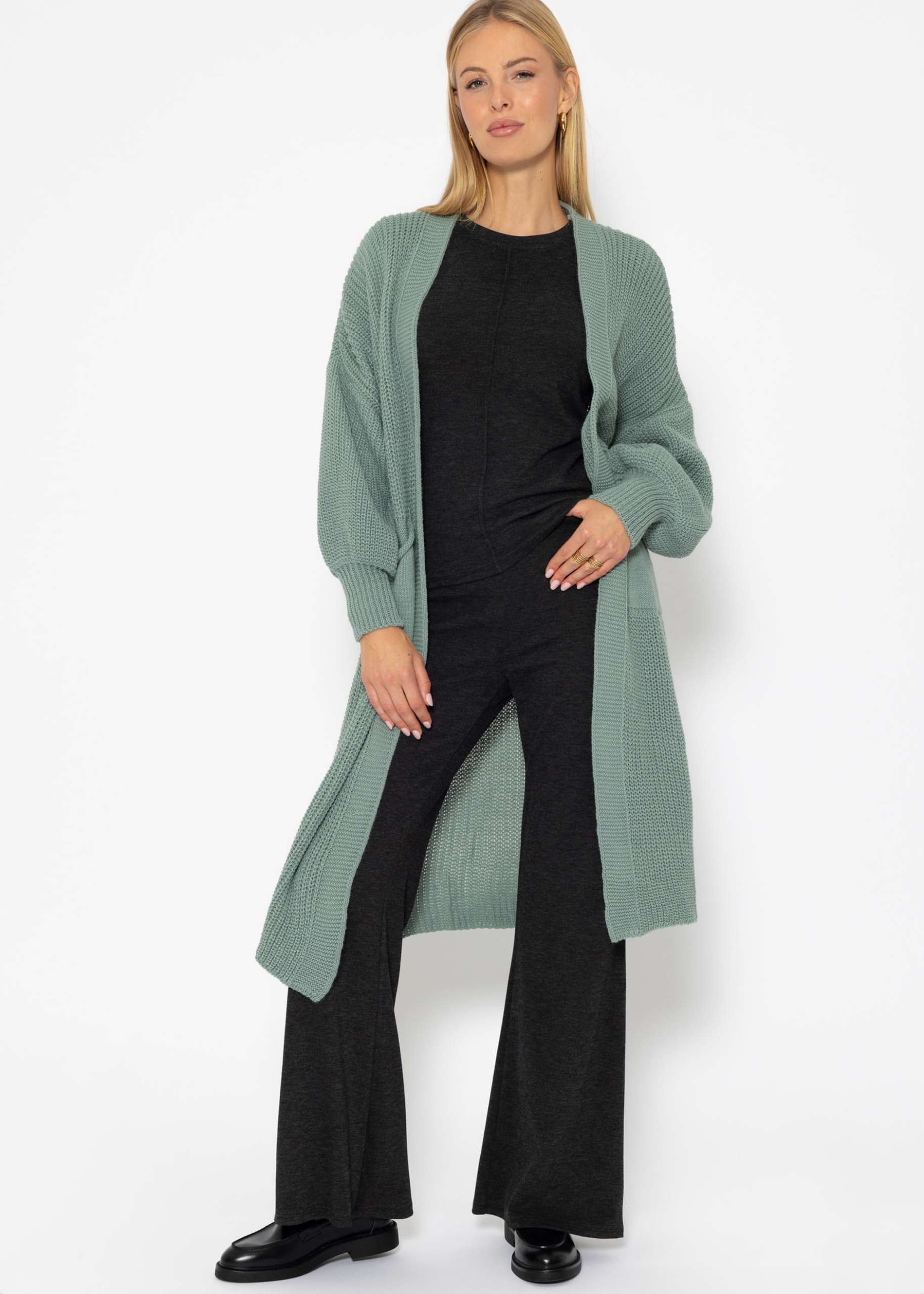 Maxi cardigan with pockets - pastel green