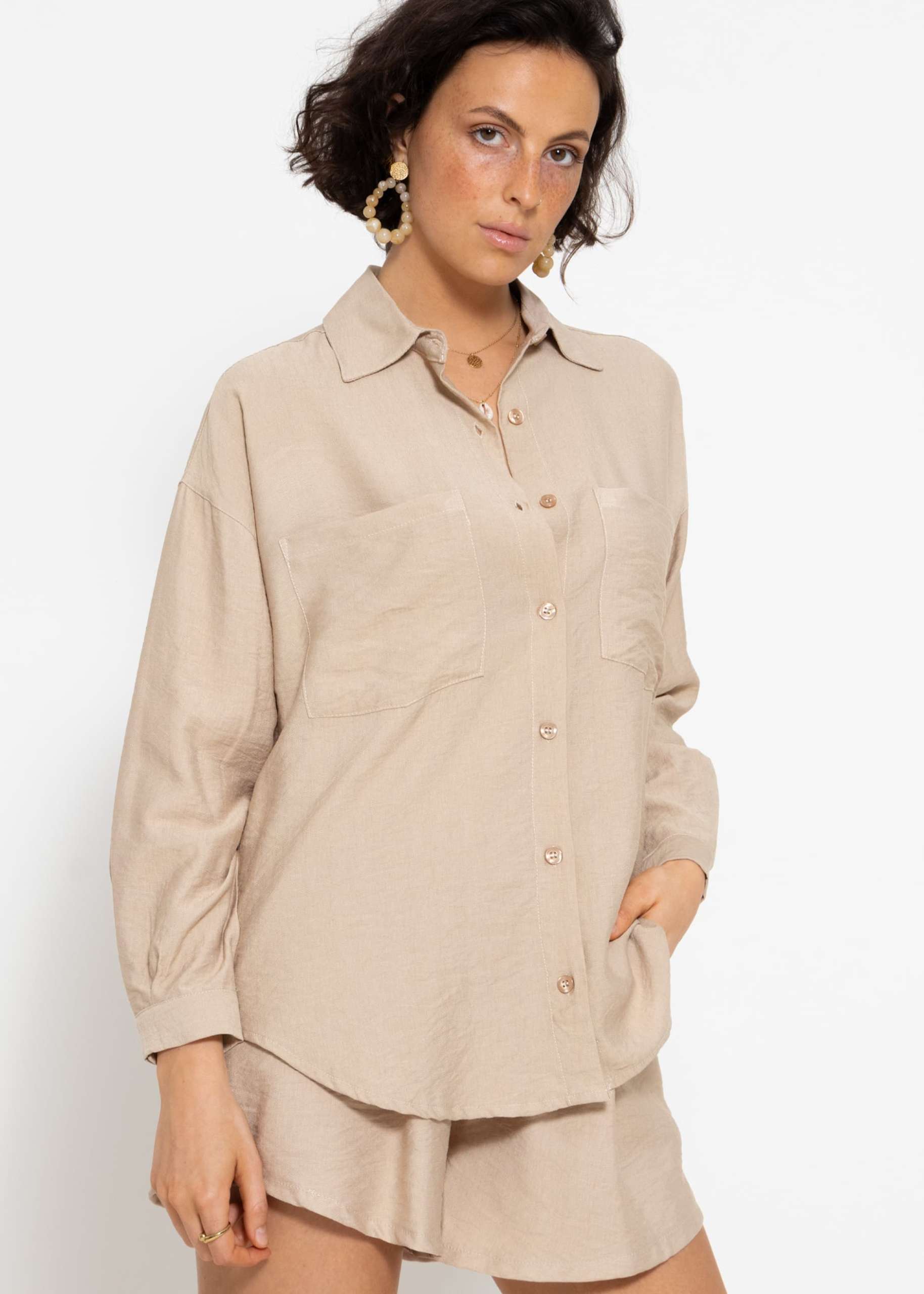 Oversize viscose blouse with patch pockets - beige