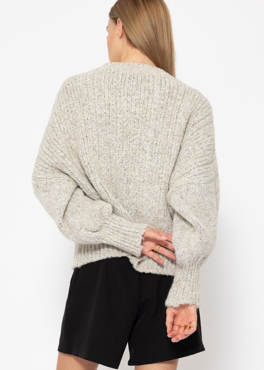 Super fluffy jumper with cable knit pattern - grey