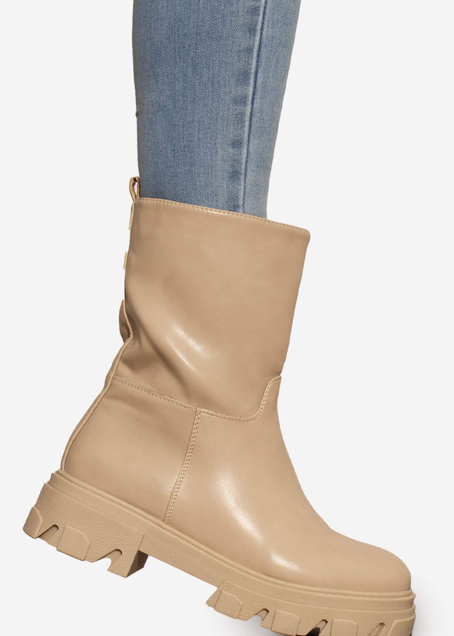 Platform boots with coarse sole, beige