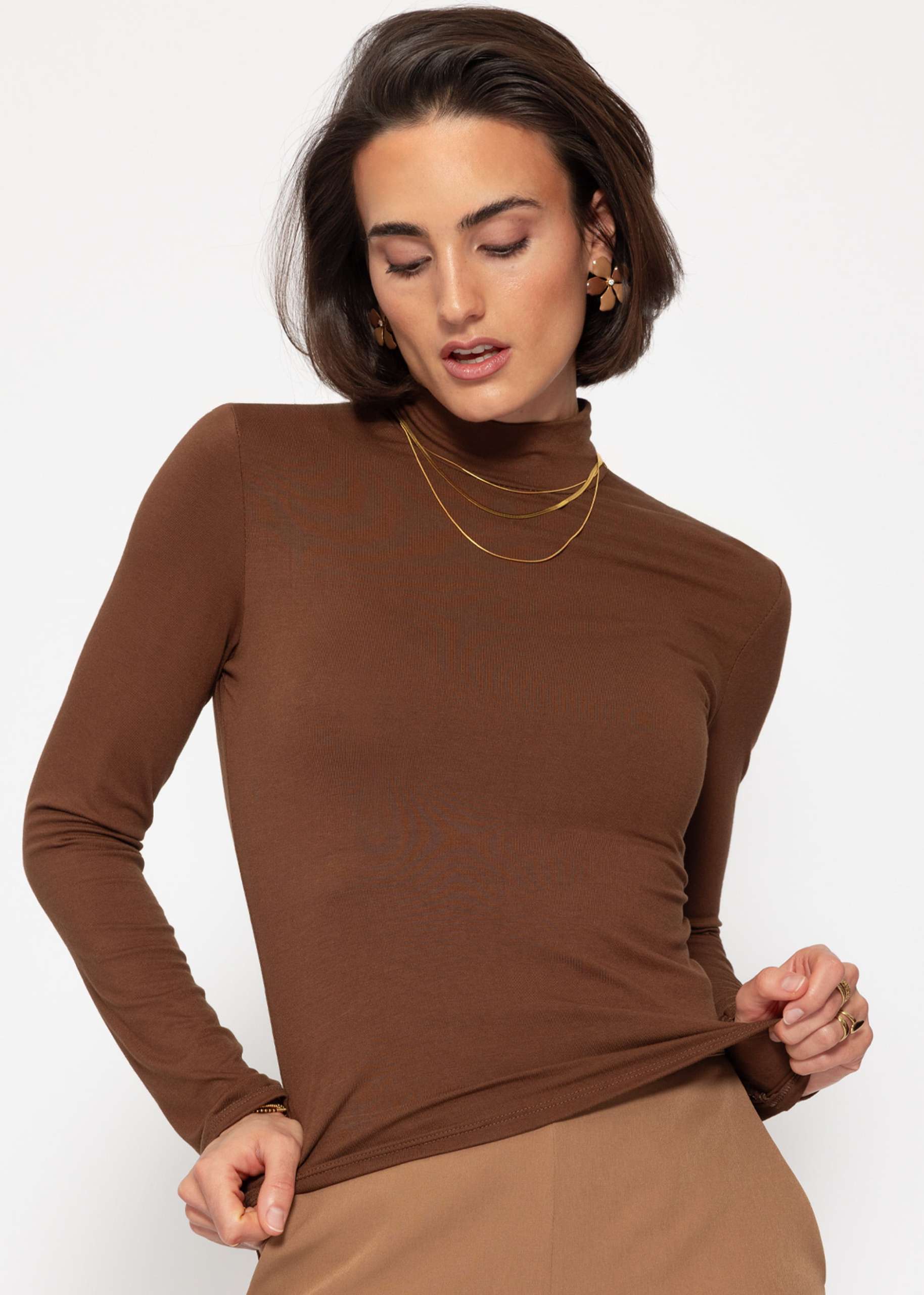 Long sleeve shirt with turtleneck - brown